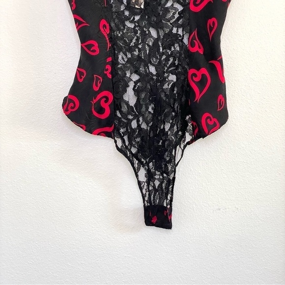 Victoria’s Secret Vintage Gold Label Silk Lace Heart Teddy Bodysuit Black Red - Picture 4 of 16